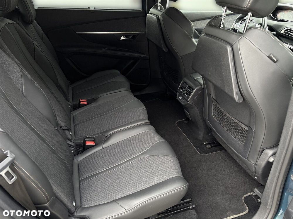 Peugeot 5008 1.6 PureTech GT Line S&S EAT8 - 9