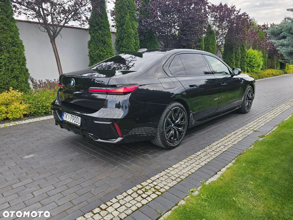 BMW Seria 7 740d xDrive mHEV sport - 14