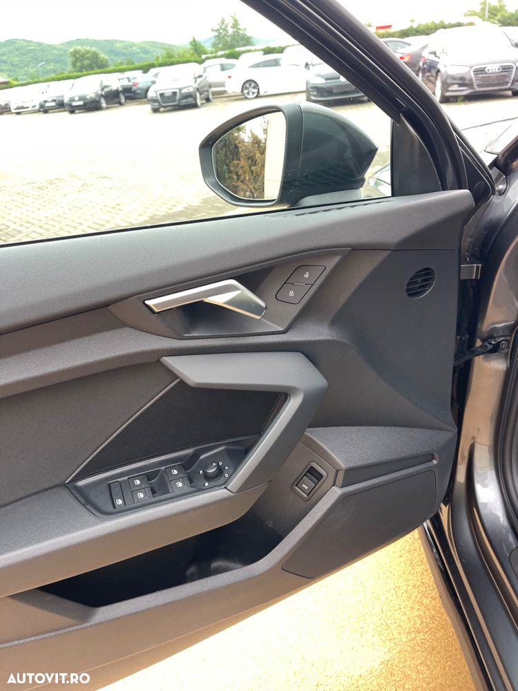 Audi A3 2.0 TDI S tronic Sport - 31