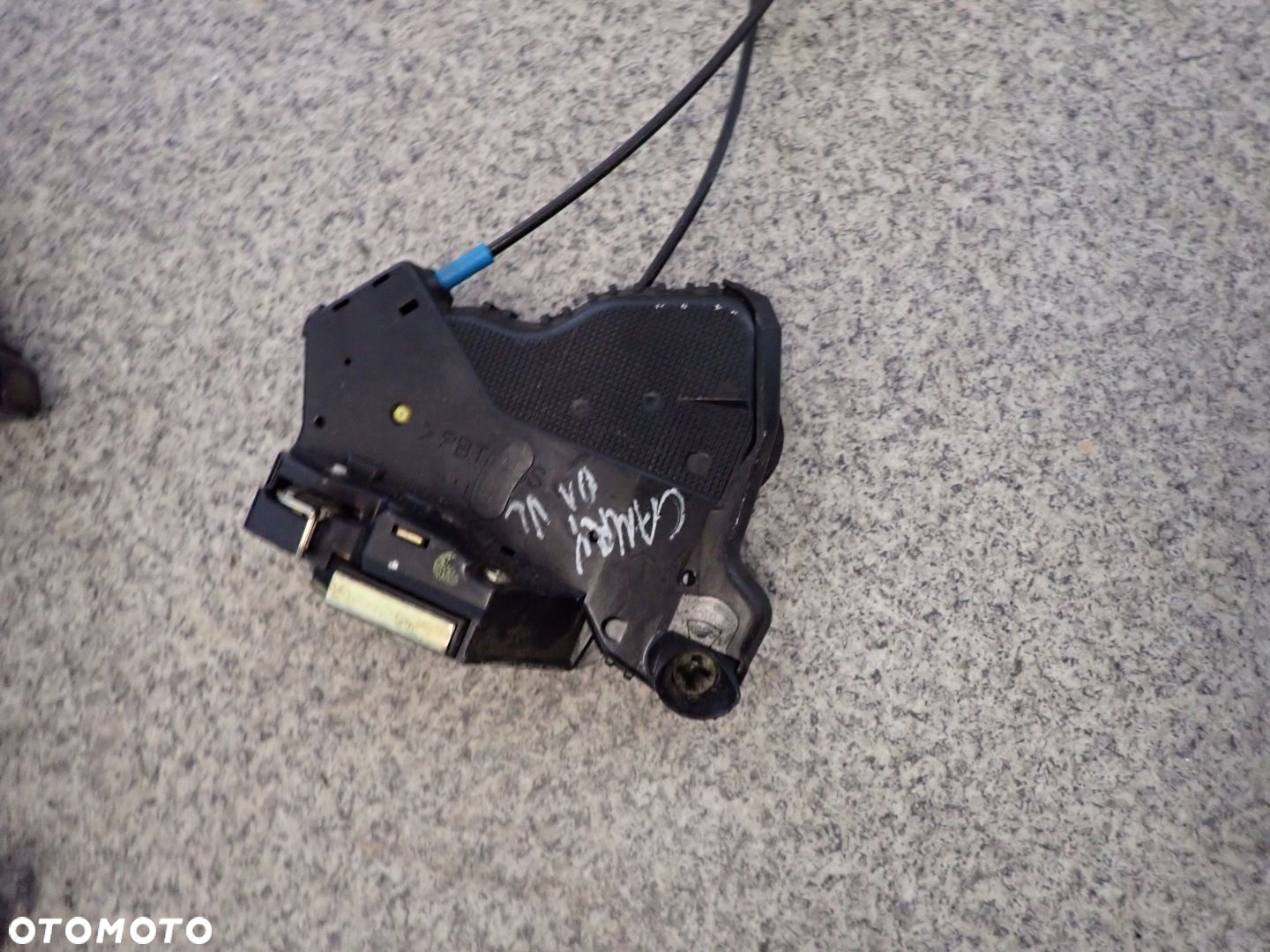 TOYOTA CAMRY 01-06 ZAMEK DRZWI PRZEDNI LEWY 6 PIN - 5