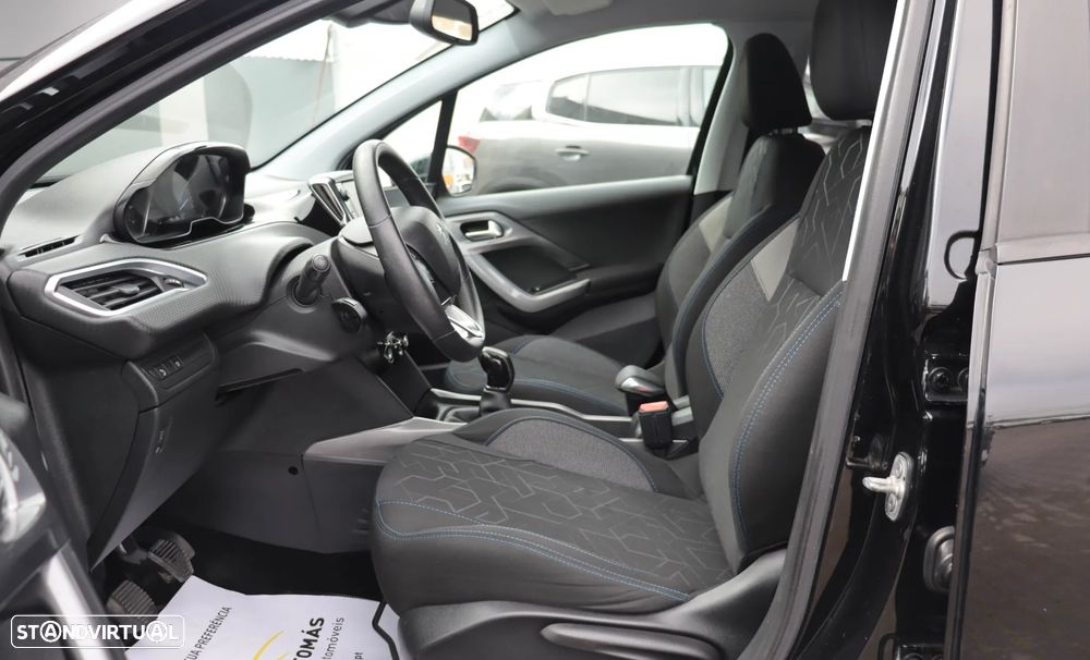 Peugeot 2008 1.2 PureTech Style - 11