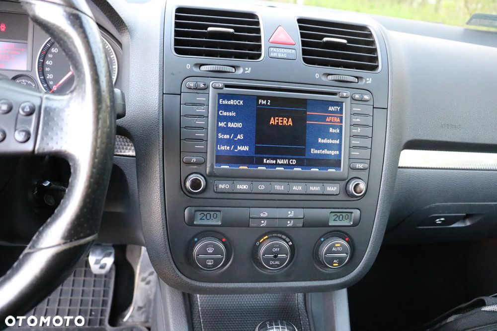 Volkswagen Golf 2.0 TDI GT Sport - 28