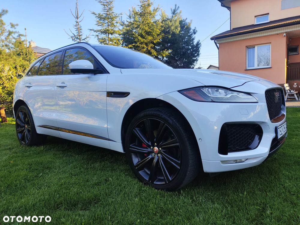 Jaguar F-Pace S AWD - 11