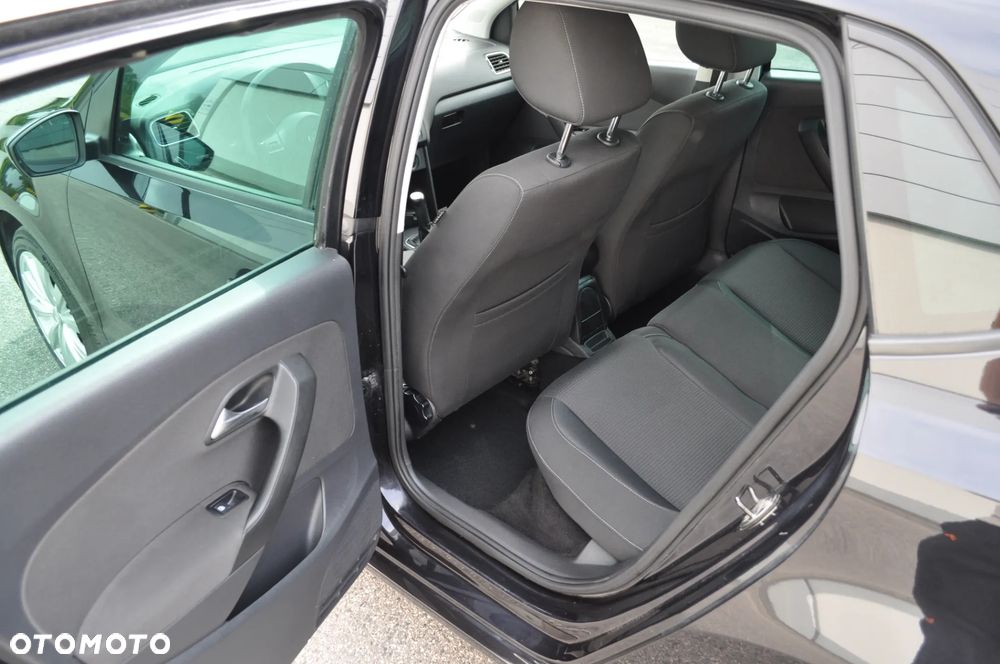 Volkswagen Polo - 18
