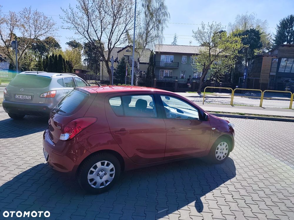 Hyundai i20 1.25 Classic + - 8