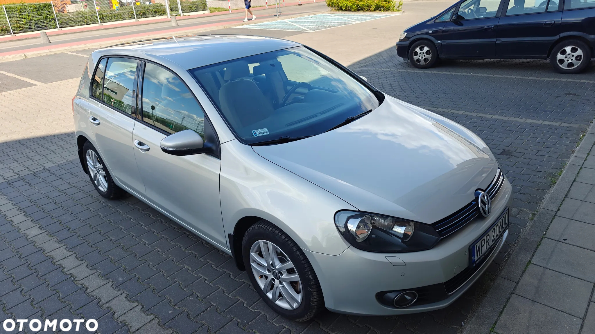 Volkswagen Golf VI 1.4 TSI Highline DSG - 12