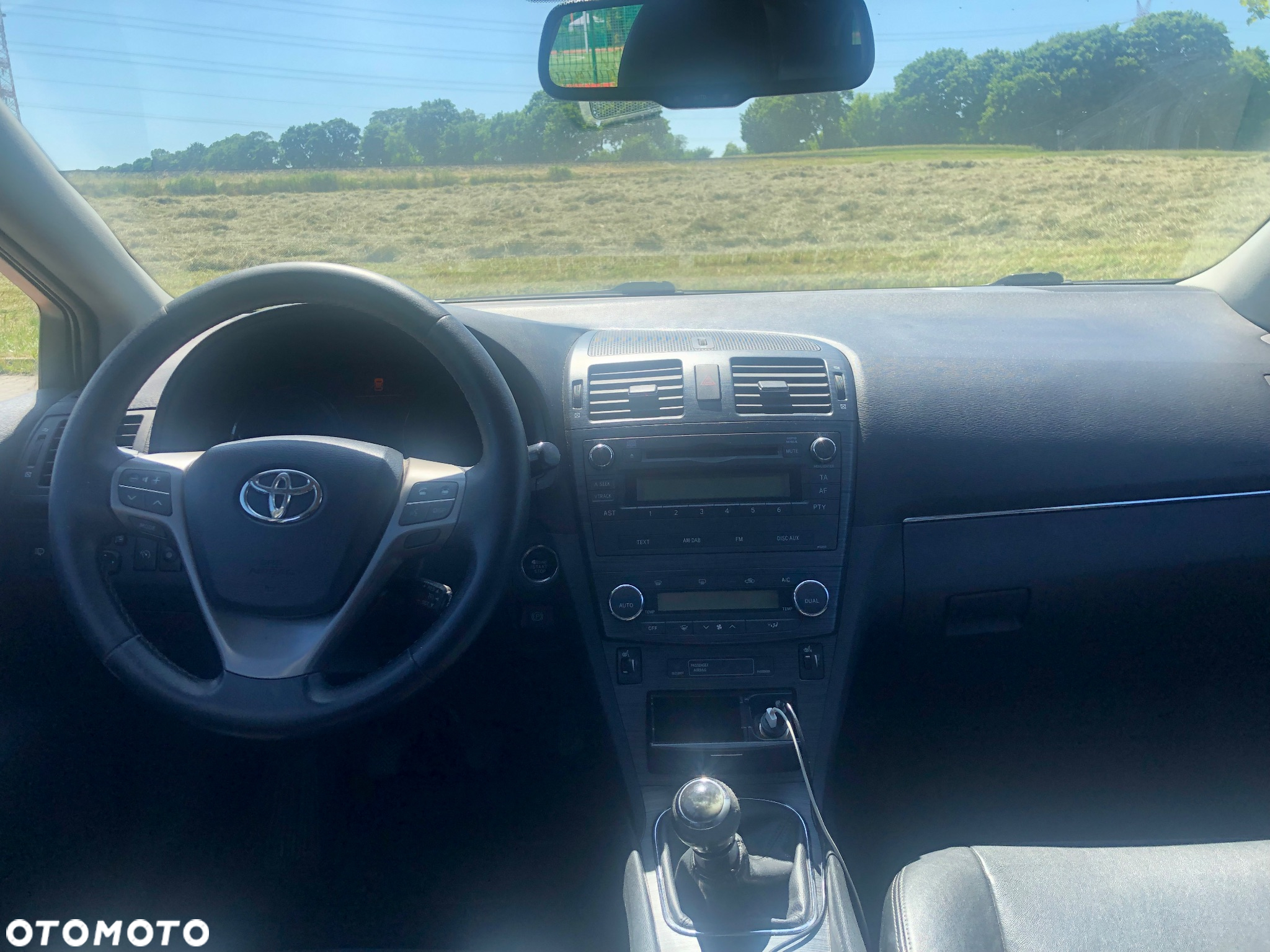 Toyota Avensis 2.2 D-4D Platinium - 10