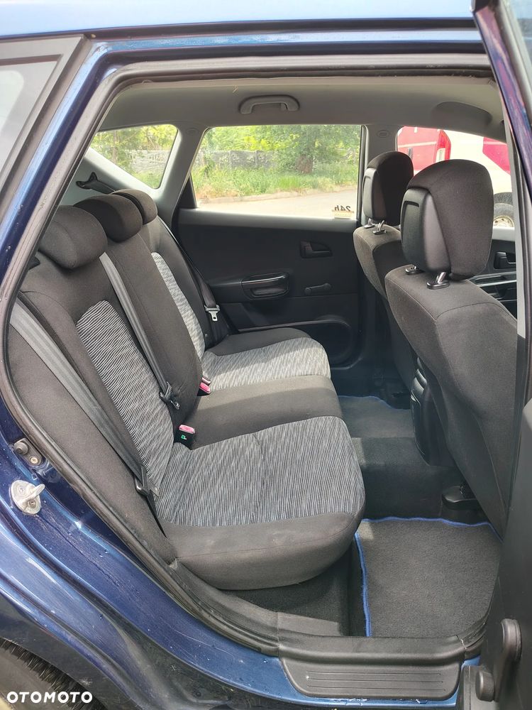 Kia Ceed 1.6 CRDi 115 Vision - 10