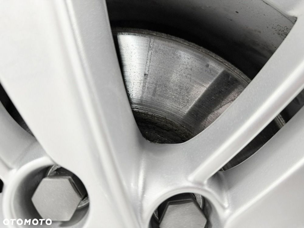 Opel Insignia - 14