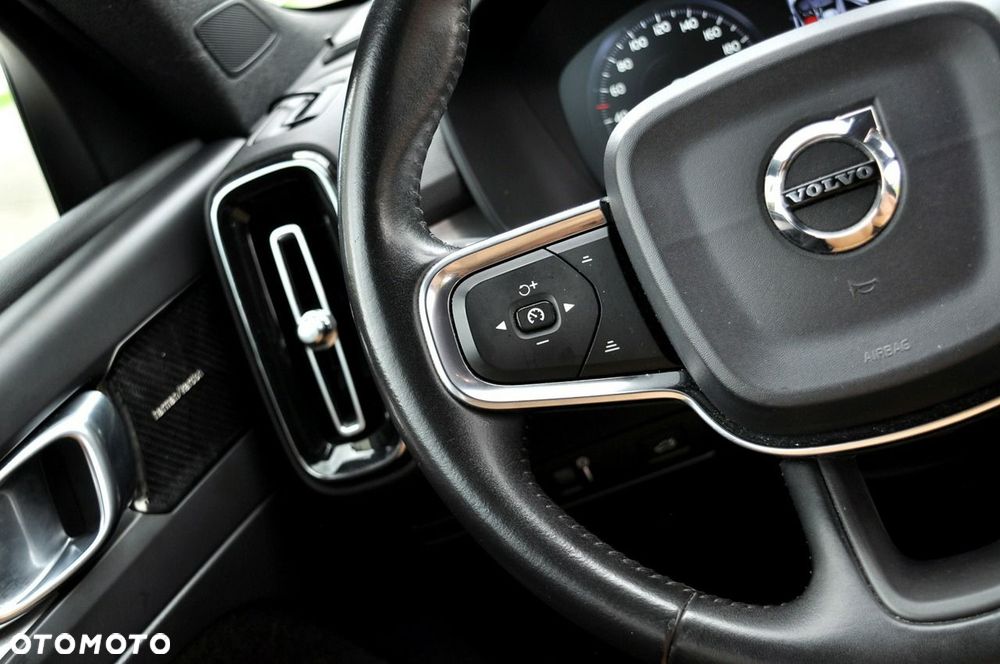 Volvo XC 40 D3 Momentum Pro - 27