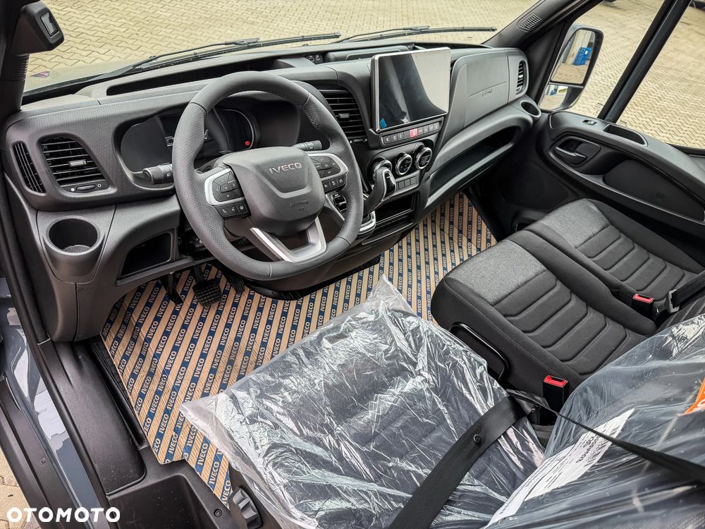 Iveco Daily 35S18HA8 V - Furgon L4H2 silnik 3.0 automat od ręki GSC Gorzów - 22