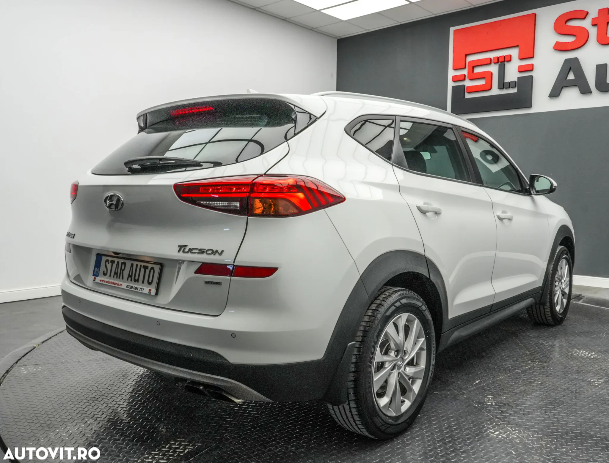 Hyundai Tucson 1.6 CRDi 4WD 6MT Premium - 6