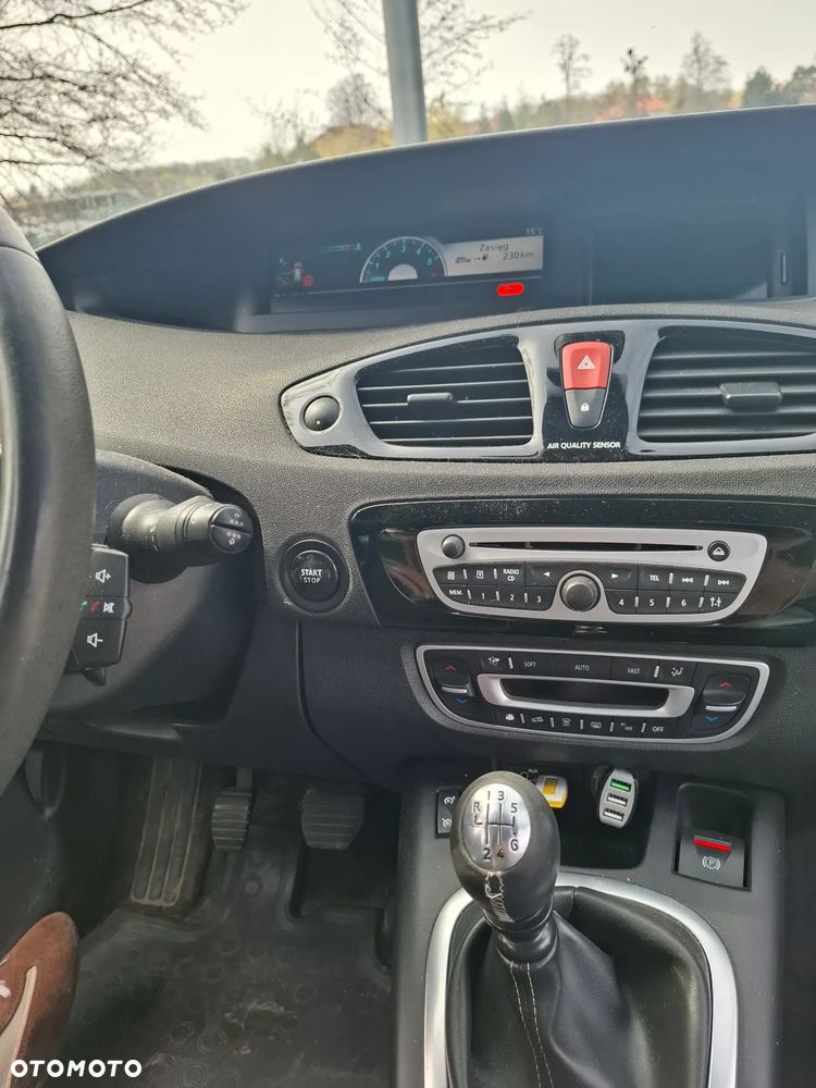 Renault Scenic 1.6 dCi Energy Bose Edition S&S - 6