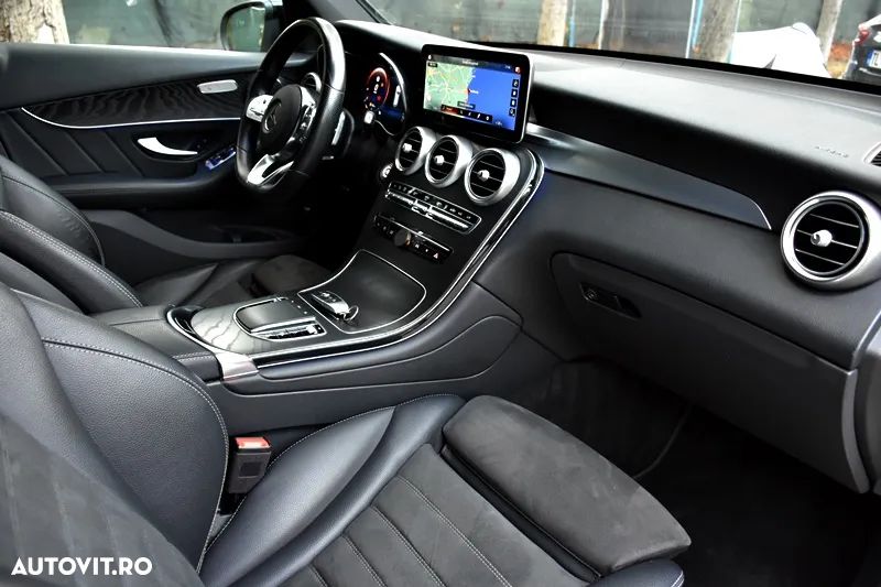Mercedes-Benz GLC 300 de 4Matic 9G-TRONIC AMG Line - 22