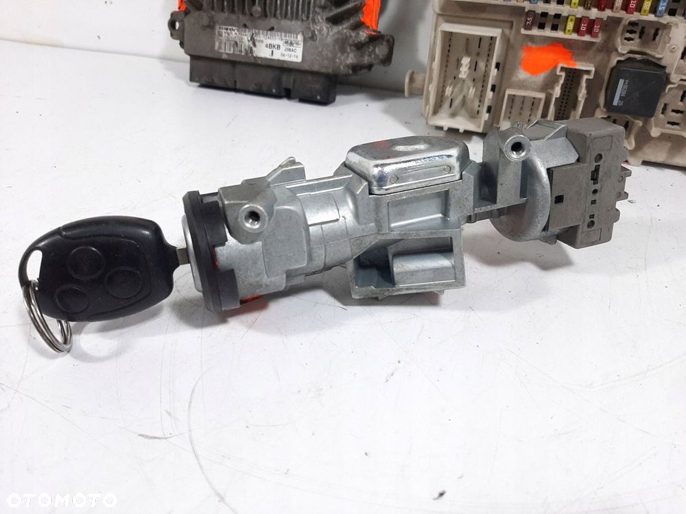 FORD FOCUS MK2 KOMBI 1.8TDCI 06R STEROWNIK SILNIKA ZESTAW 6M51-12A650-YB - 7