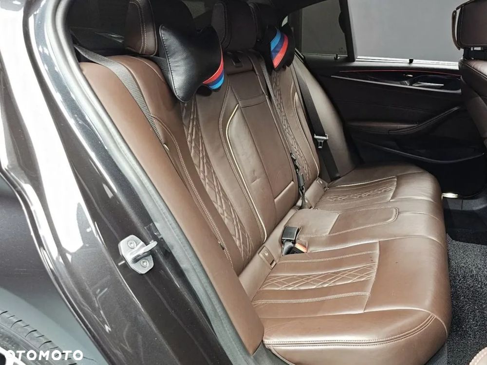 BMW Seria 5 530i GPF M Sport sport - 13