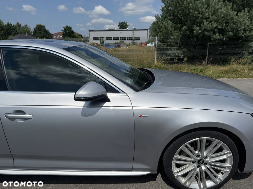 Audi A4 Limousine - 14