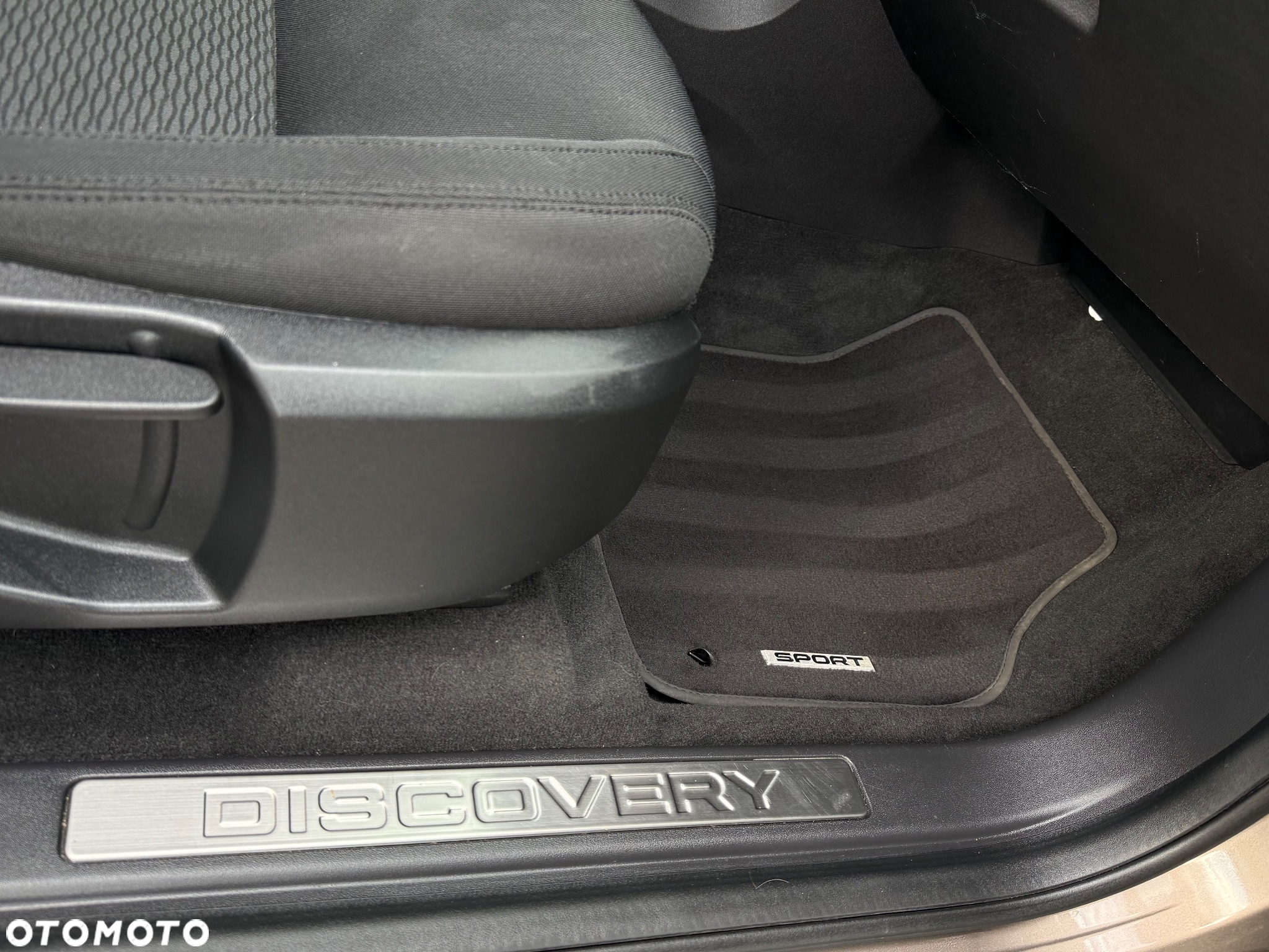 Land Rover Discovery Sport 2.0 D150 S - 36