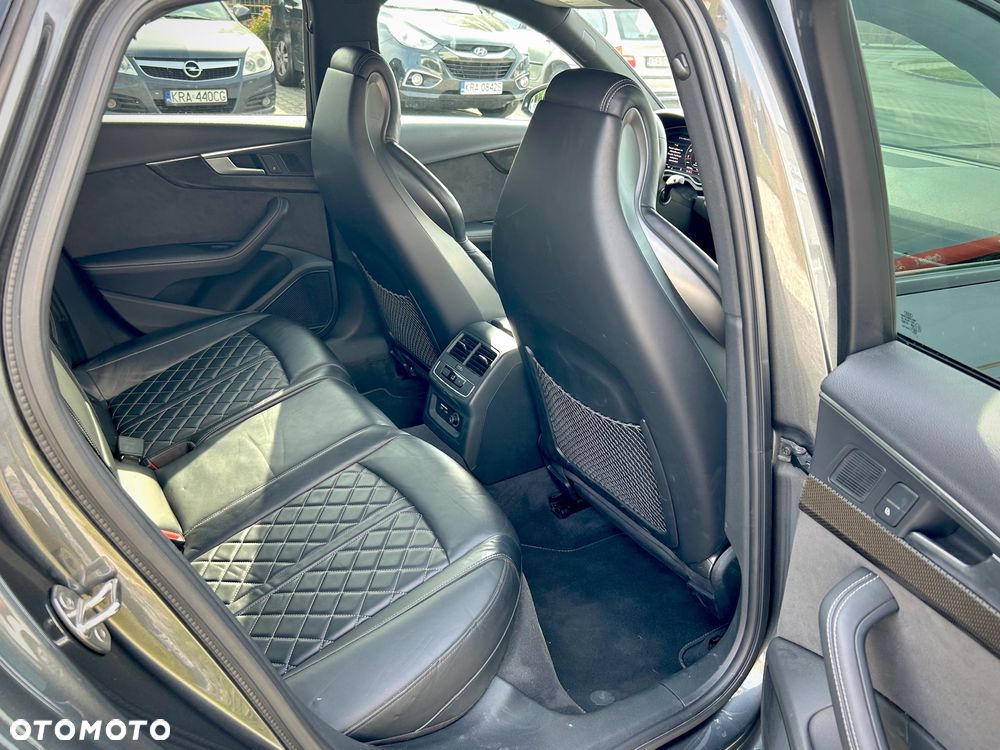 Audi S4 Limousine ver-3-0-tfsi-quattro-tiptronic - 27