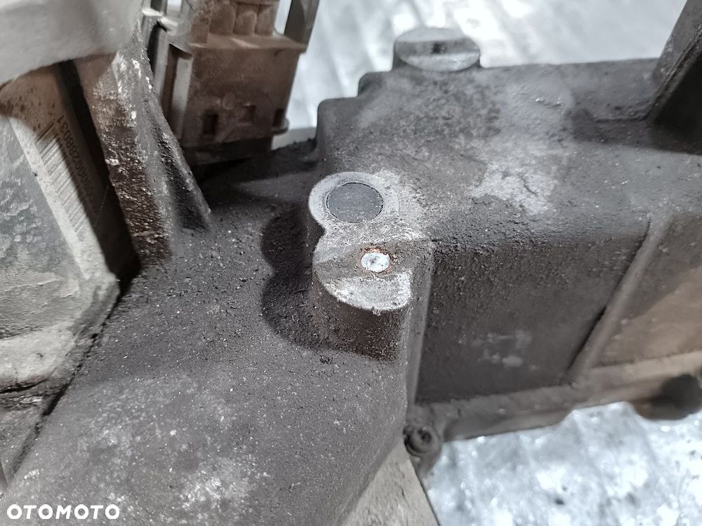 WYSPRZĘGLIK SKRZYNI  CITROEN C3 PLURIEL 9649394580  013981008001 1.6 16V - 3