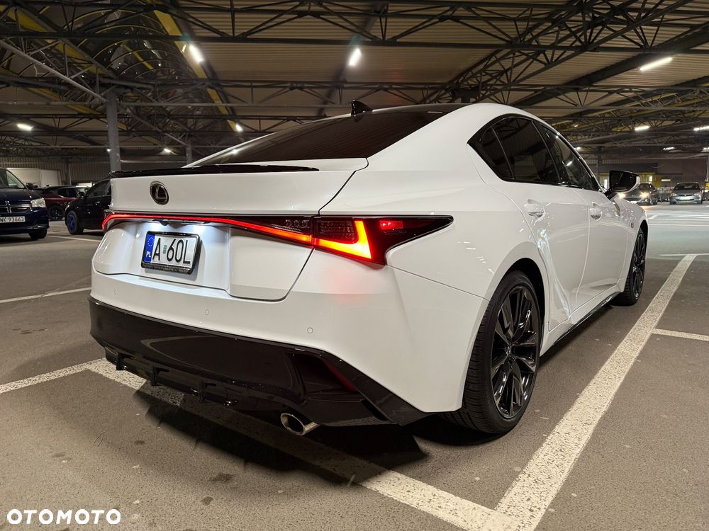 Lexus IS - 25