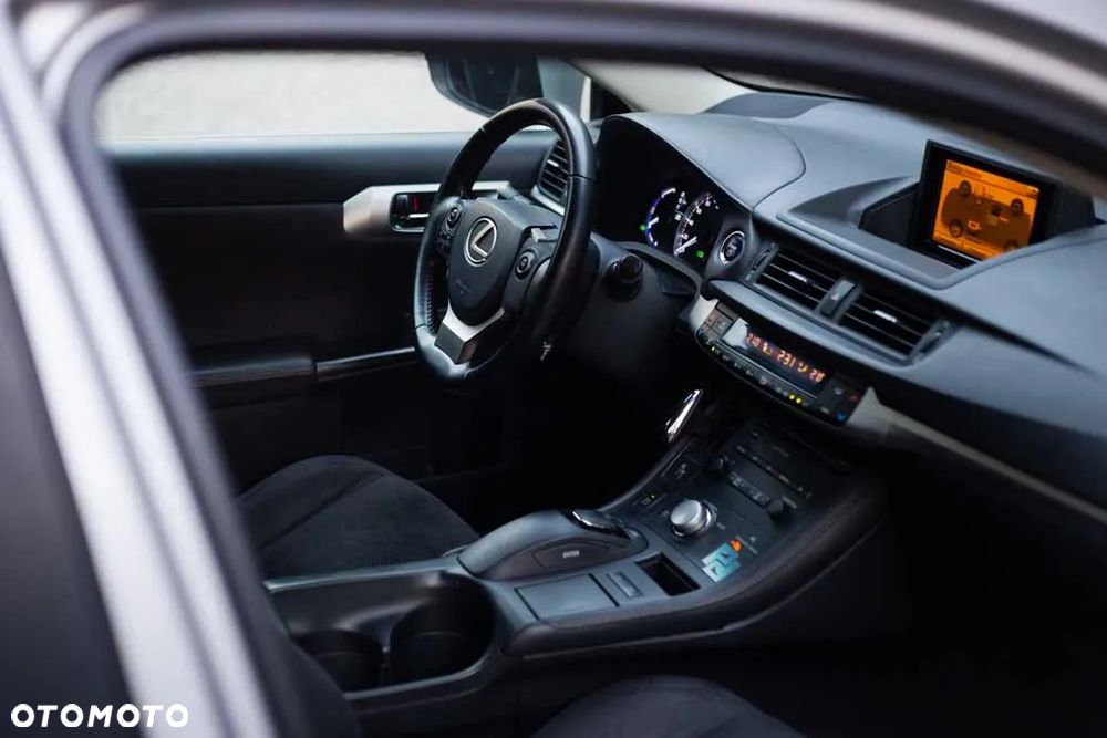 Lexus CT 200h Comfort - 13