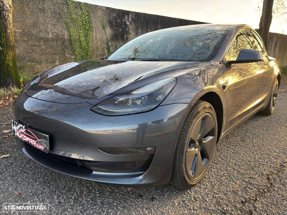 Tesla Model 3 Long Range Tração Traseira - 3