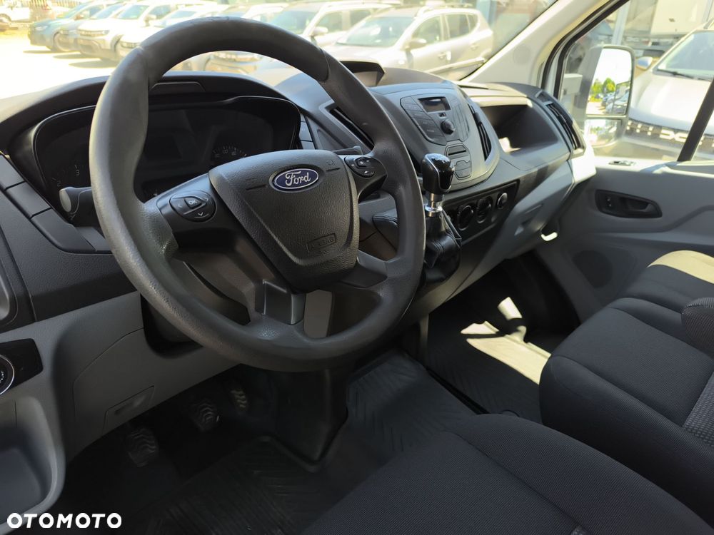 Ford transit - 9