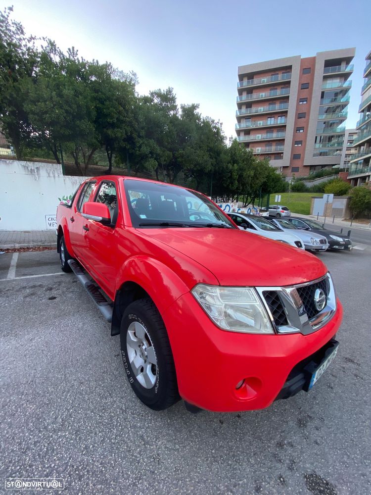 Nissan Navara 2.5 dCi CD LE Hi-Tech +P.Premium 4WD - 1