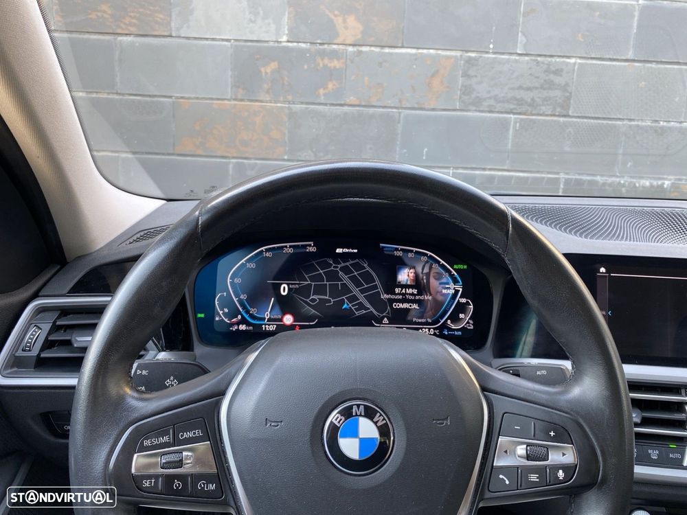 BMW 330 e Auto - 7