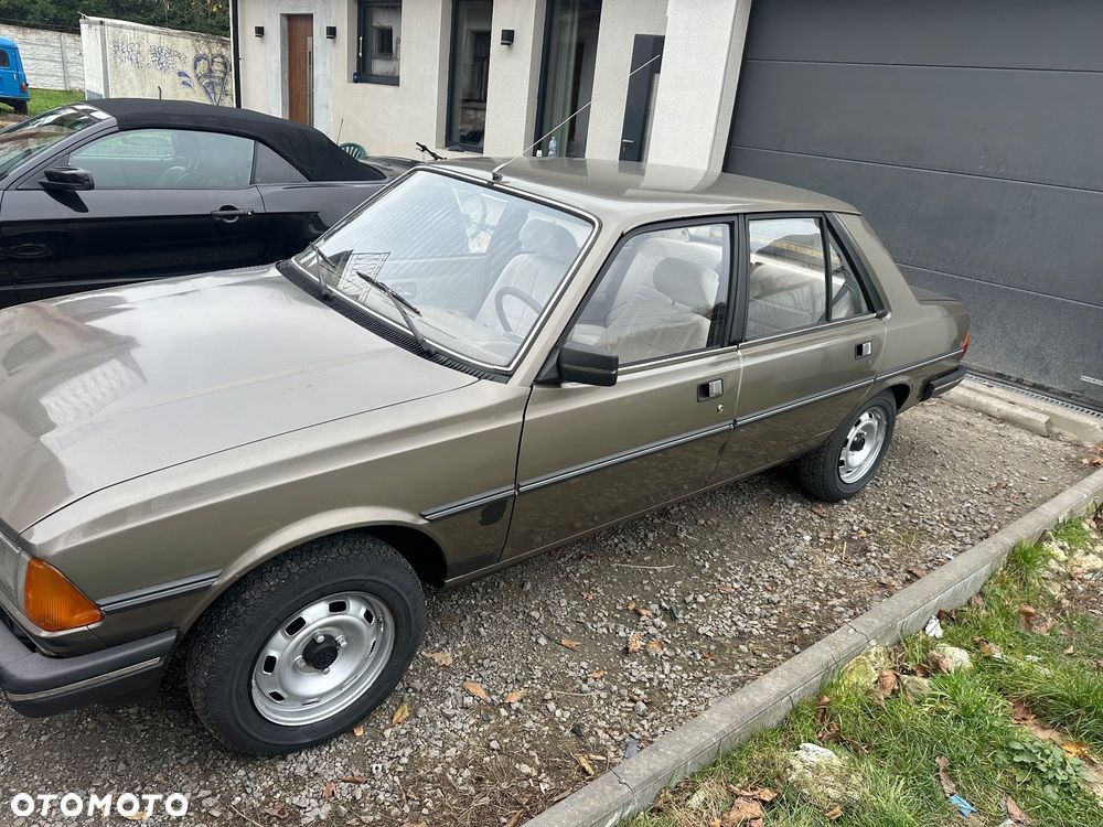 Peugeot 305 1.5 GR - 6