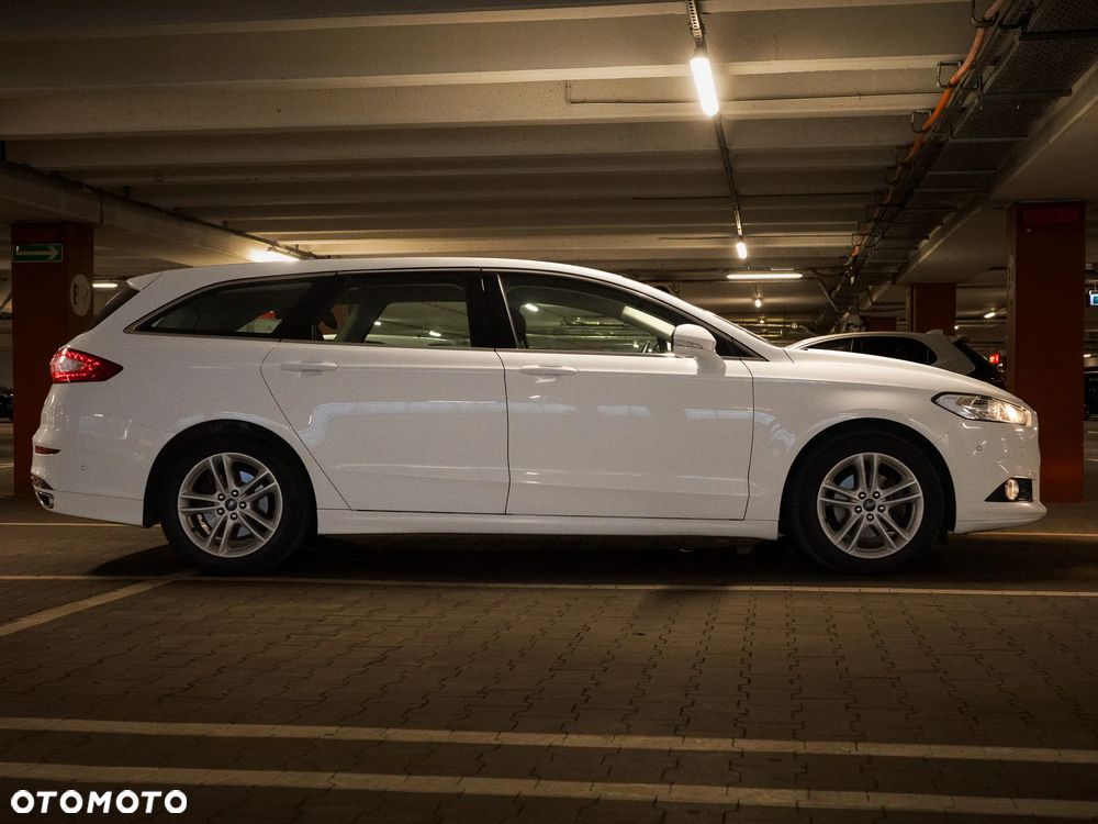 Ford Mondeo 2.0 TDCi Titanium PowerShift - 4