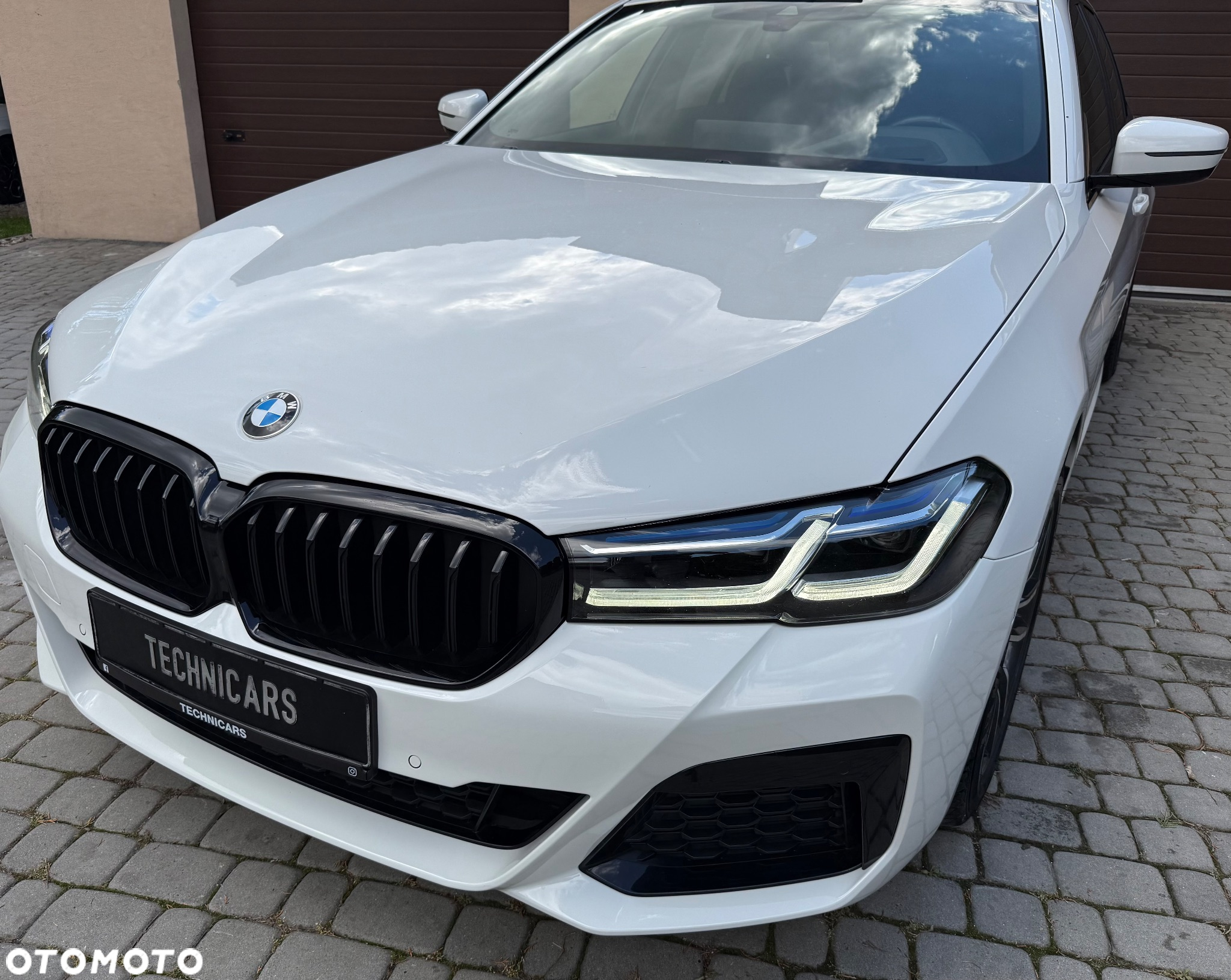 BMW Seria 5 530i Touring M Sport Edition - 4