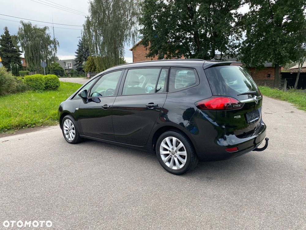 Opel Zafira - 8