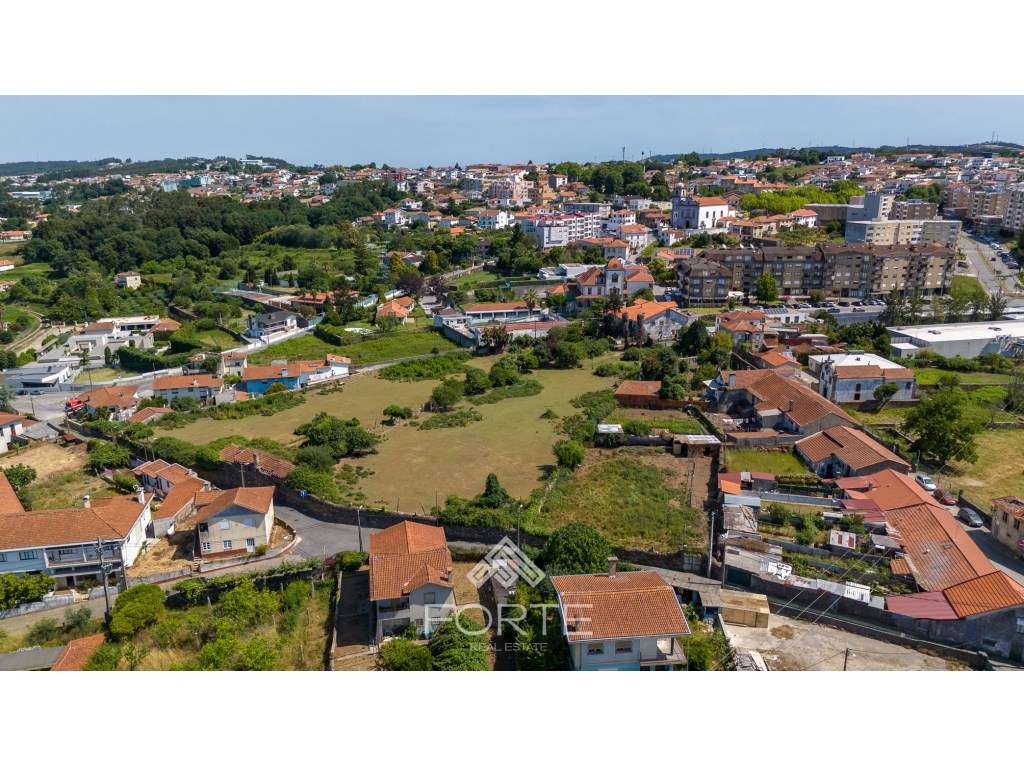 Terreno para construção 8.044m² - Arrifana - Santa Maria da Feira - Grande imagem: 4/12