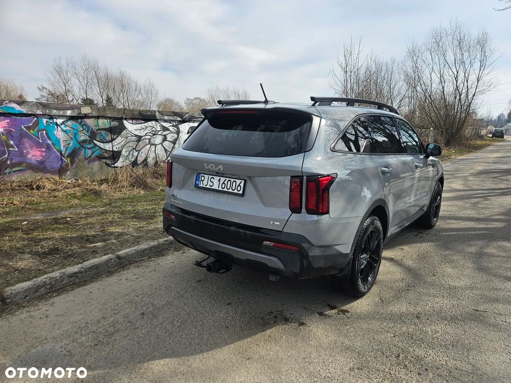 Kia Sorento - 9
