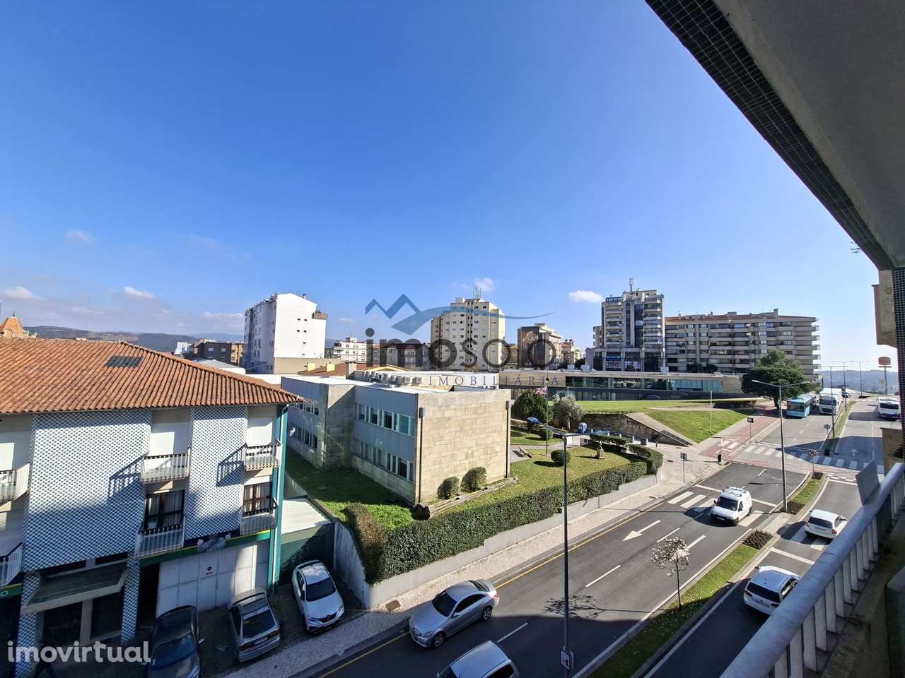 Apartamento T4 Remodelado no Centro de Oliveira de Azeméis - Grande imagem: 3/23