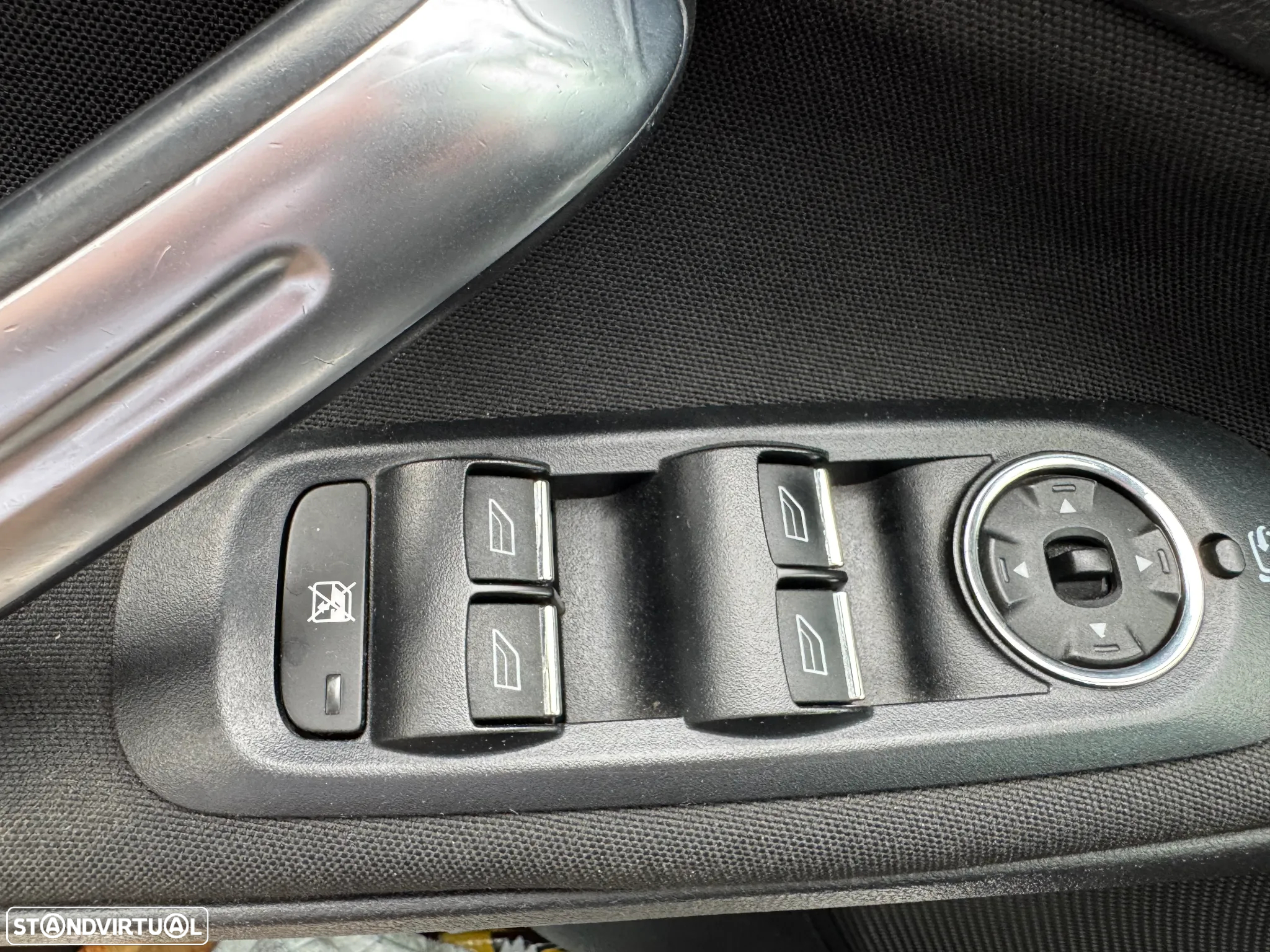 Ford S-Max 2.0 TDCi Titanium 7L 139g - 14