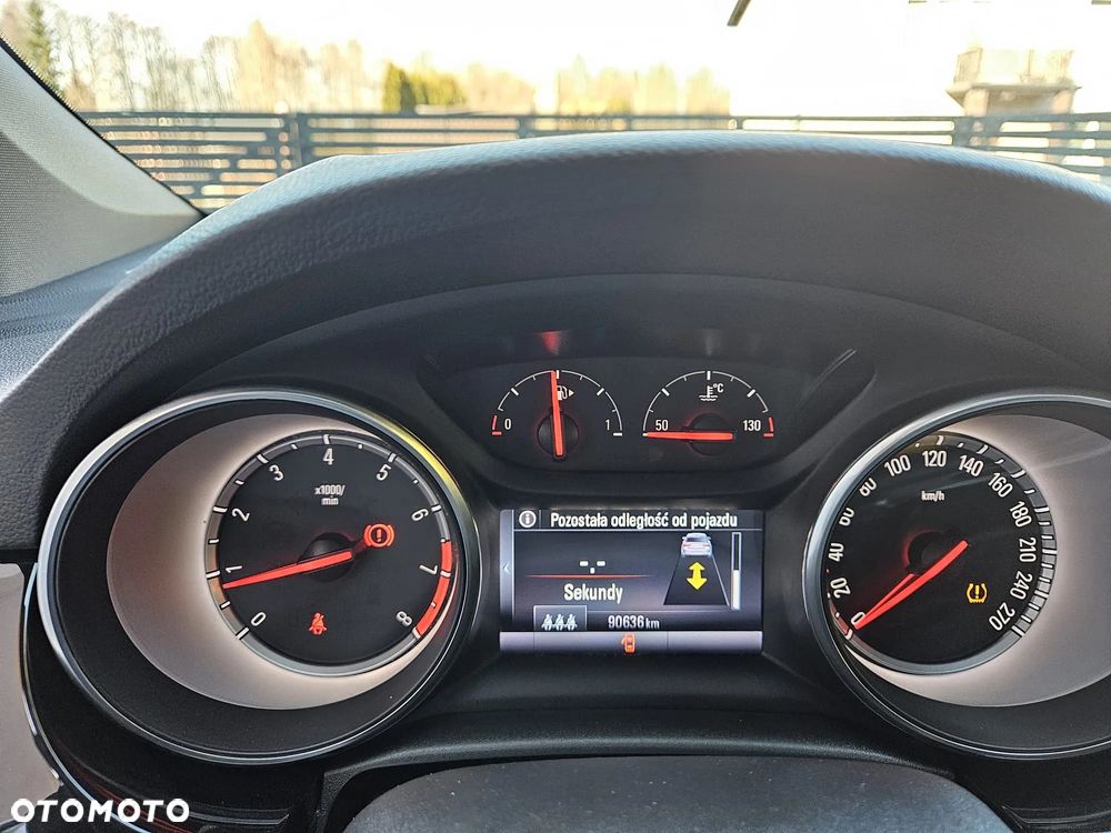 Opel Astra 1.4 Turbo Dynamic - 6