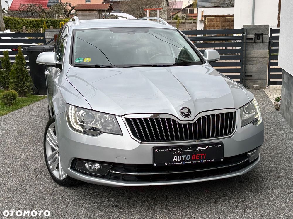 Skoda Superb 2.0 TDI Green tec DSG Elegance - 9
