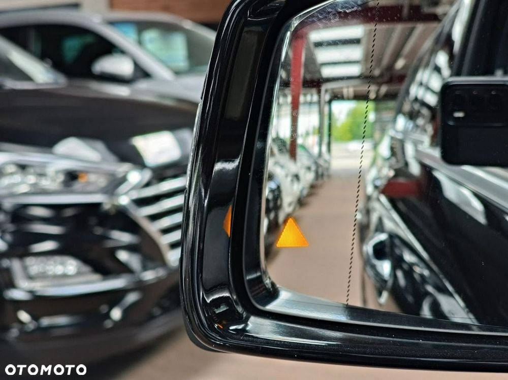 Mercedes-Benz GL 63 AMG - 12