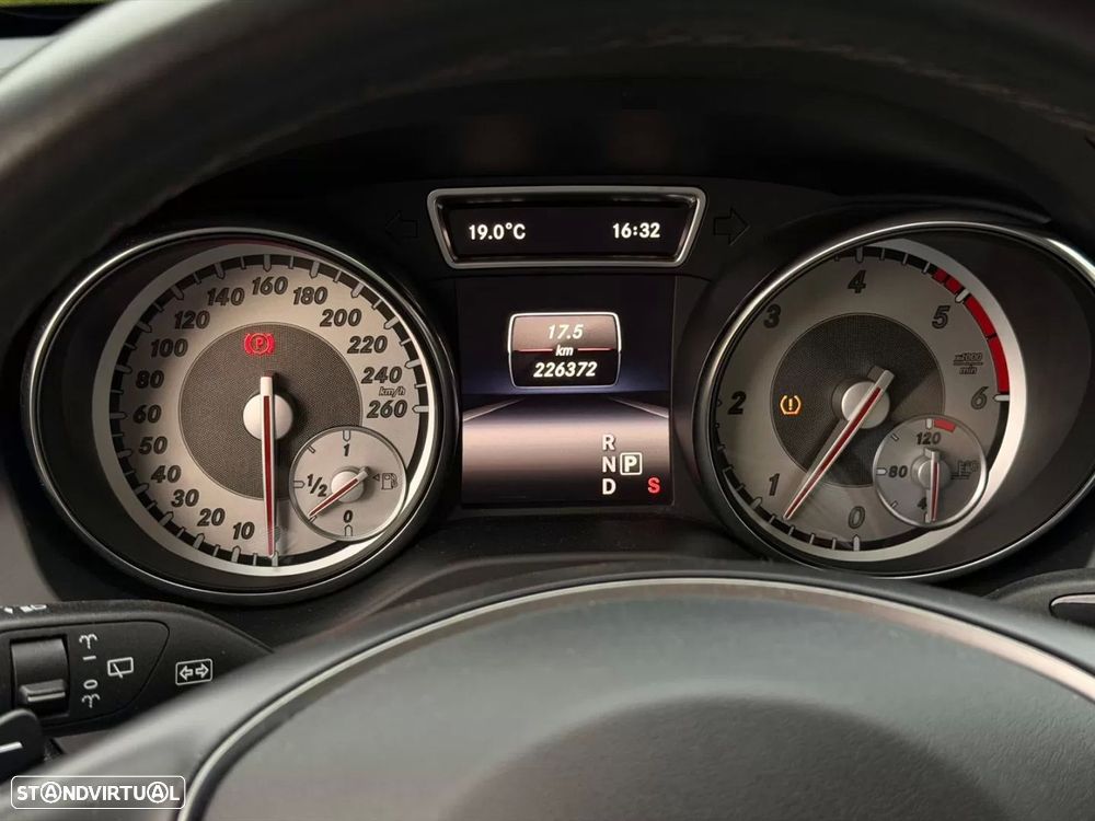 Mercedes-Benz CLA 200 d Shooting Brake Urban Aut. - 22