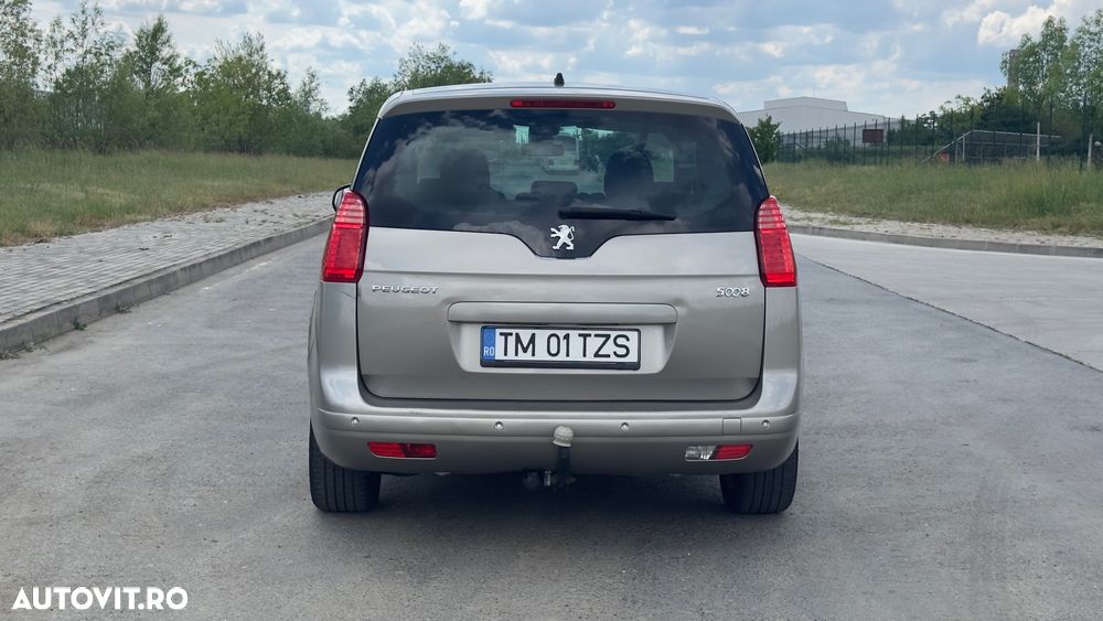 Peugeot 5008 - 6