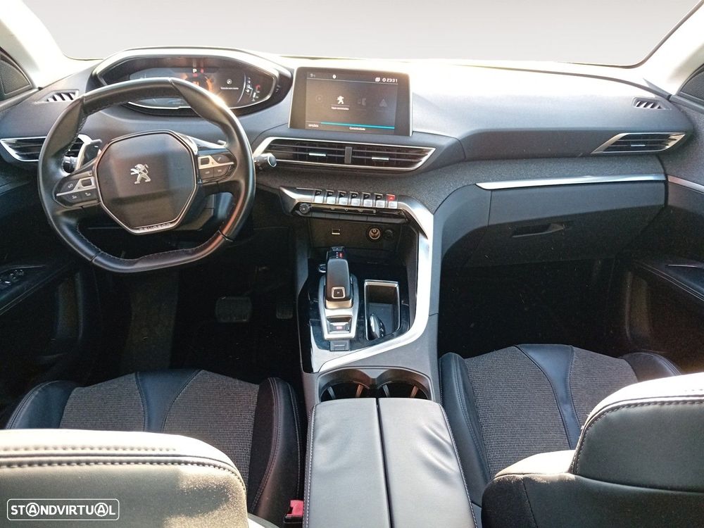 Peugeot 3008 1.2 PureTech Allure EAT8 - 10