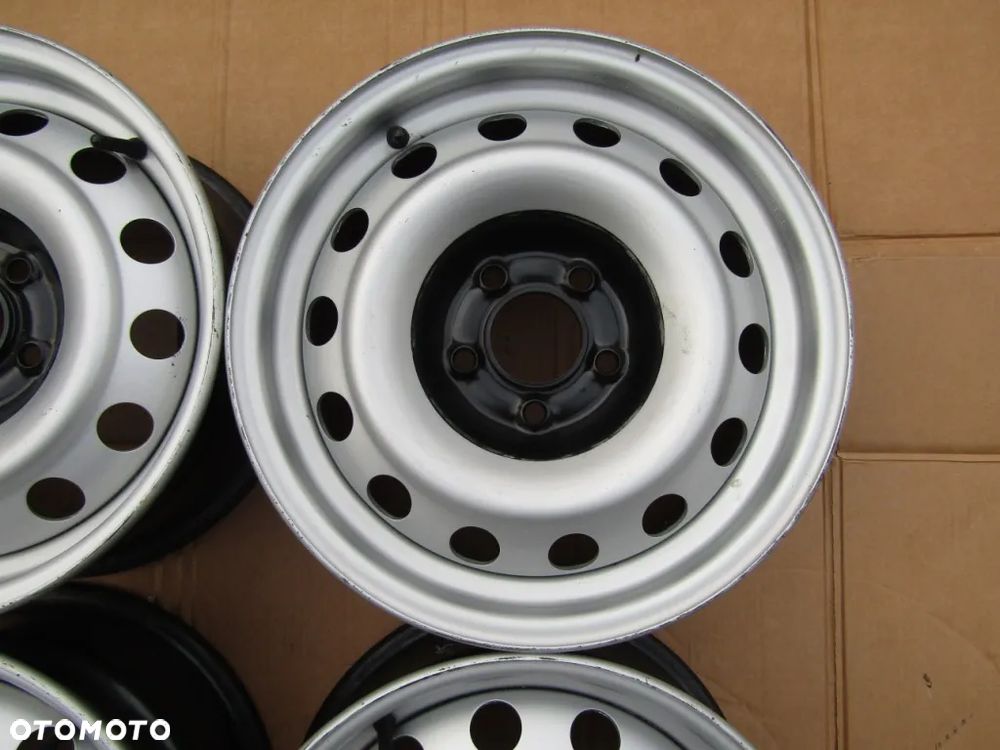 4 Felgi 15 Citroen Jumpy II Fiat Scudo II Peugeot Expert II 6,5j 5x108 ET38 - 6