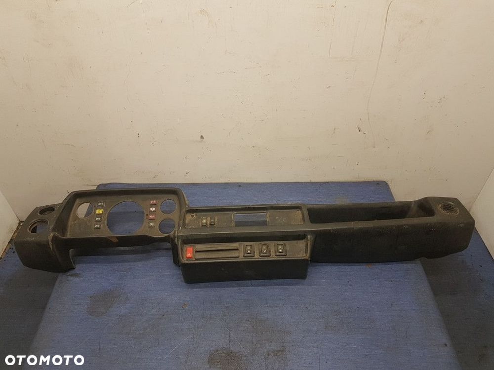 MERCEDES BENZ KACZKA 207 D DESKA ROZDZIELCZA - 1