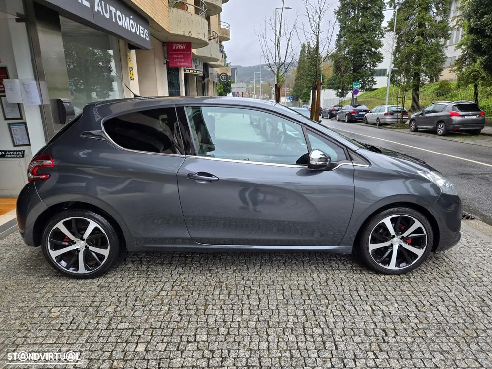 Peugeot 208 1.6 e-HDi Allure - 3