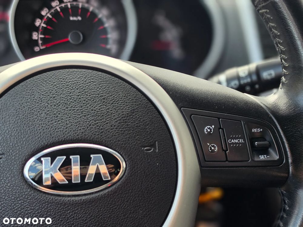 Kia Venga - 26
