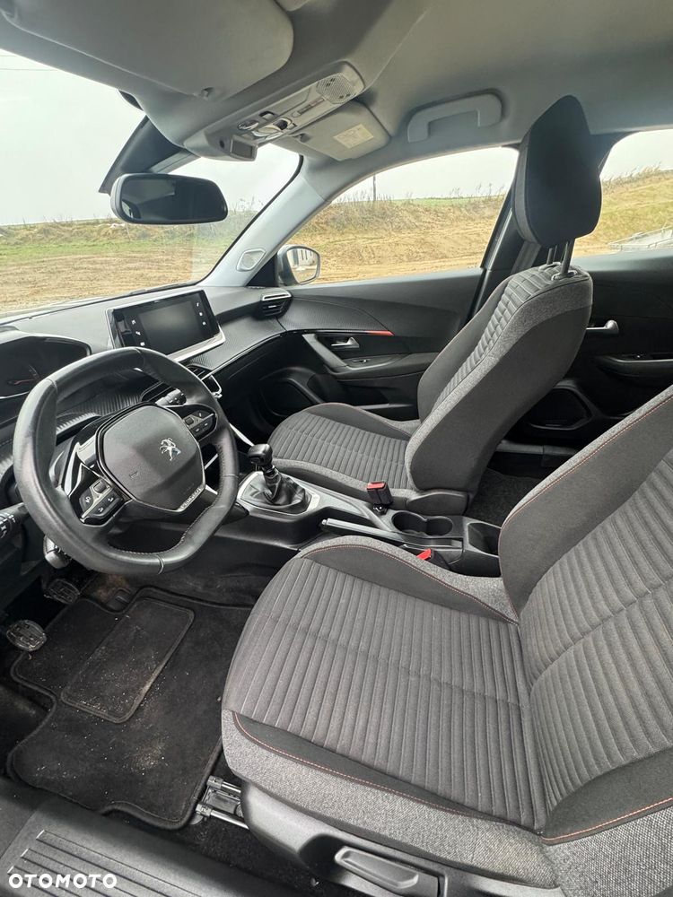 Peugeot 2008 PureTech 100 Active - 14