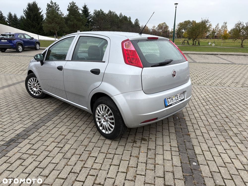 Fiat Punto 2013 photo 4